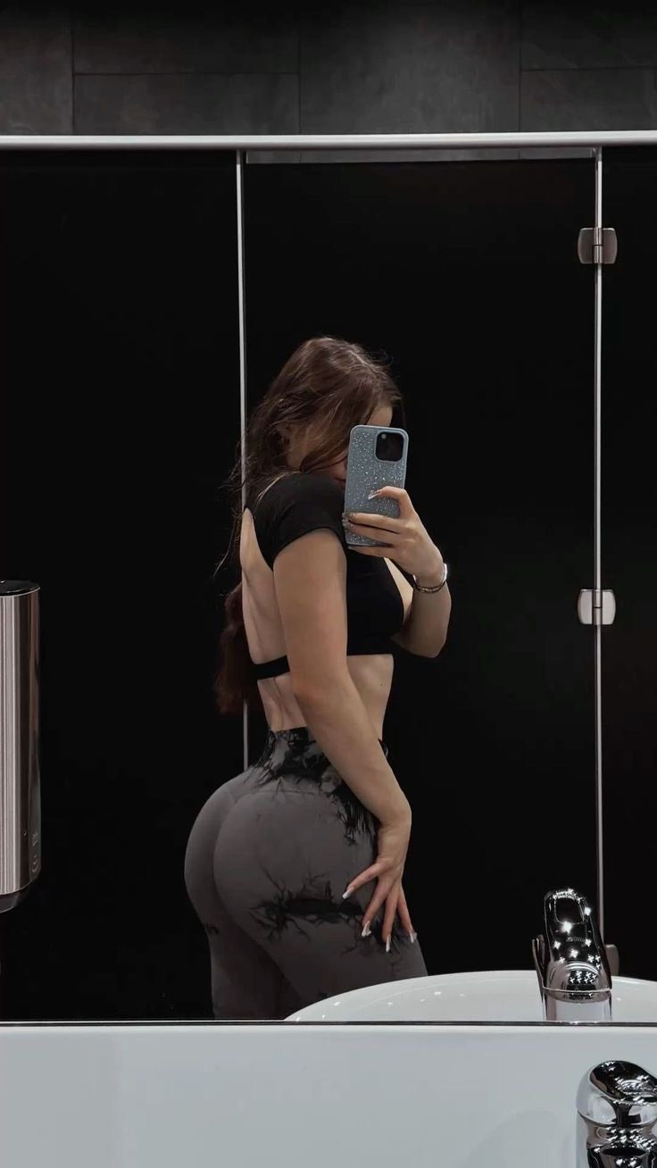 Aira F.